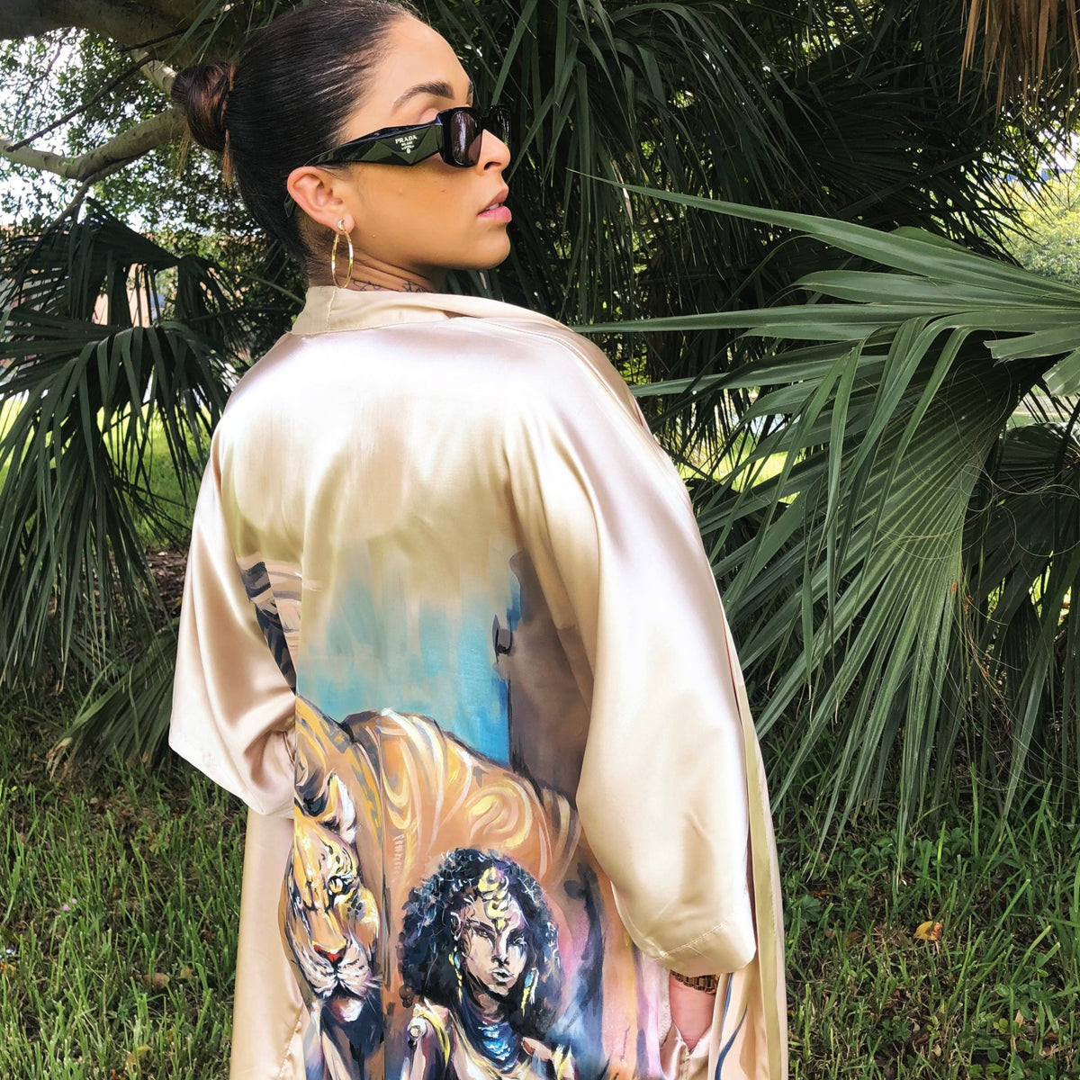 Buy Kimono online, Japanese style, Gold Cardigan for woman, find your Kimono dress, fashion wear, night outfit, street wear, fashion week, shop now, America apparel, western wear, long sleeve, oversize wear 